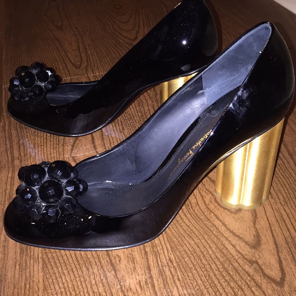 Salvatore Ferragamo Black Flower Heel Custom 8 HTF